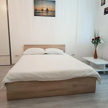 Elegant Militari Private Parking Self Check In Netflix New Building