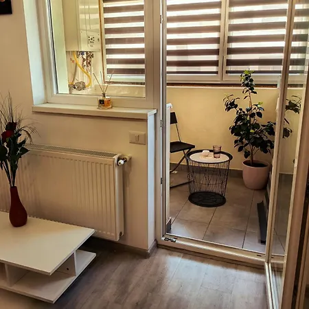 Elegant Militari Private Parking Self Check In Netflix New Building *