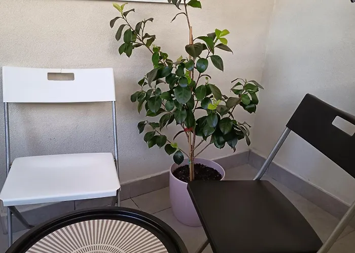 Elegant Militari Private Parking Self Check In Netflix New Building *