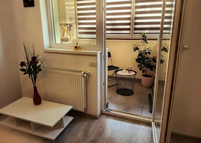 Elegant Militari Private Parking Self Check In Netflix New Building *