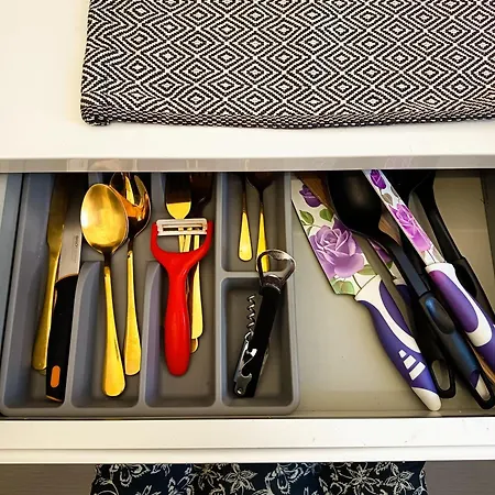 Elegant Militari Private Parking Self Check In Netflix New Building Бухарест