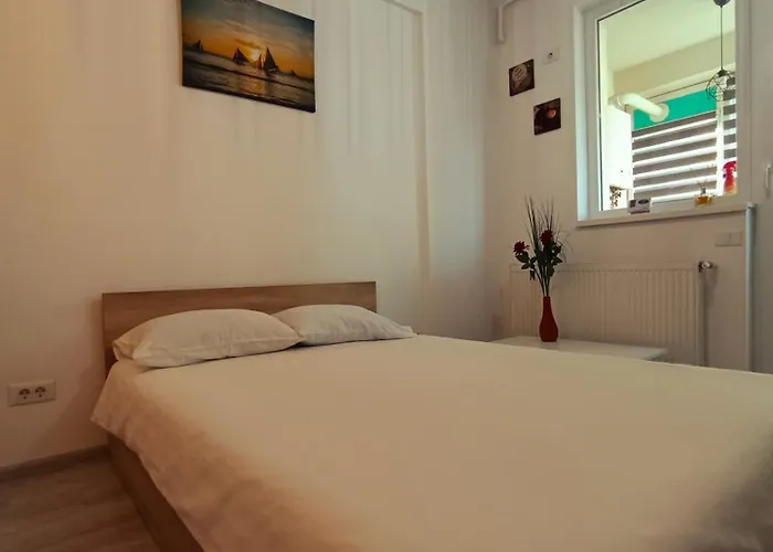 Elegant Militari Private Parking Self Check In Netflix New Building *