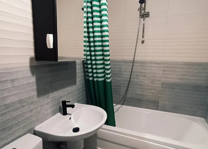 Elegant Militari Private Parking Self Check In Netflix New Building *