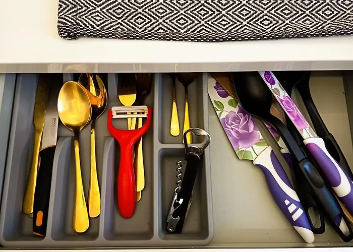 Elegant Militari Private Parking Self Check In Netflix New Building Бухарест